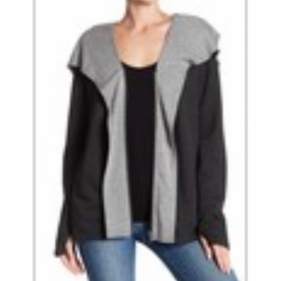 NEW! Cable & Gauge Zip Up with Thumbholes size small 
No Hood - Picture 1 of 8